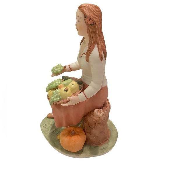 Vintage Laszlo Ispanky Figurine AUTUMN Lady Girl Four Seasons Porcelain Fairy - Picture 4 of 9